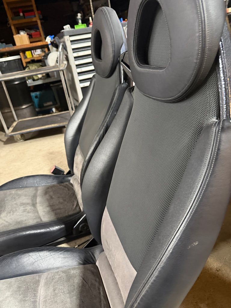 Ensemble de sièges intelligents (2 pièces) en Alcantara - Bukhanka (classique et moderne) - OEM SMART-ALCA