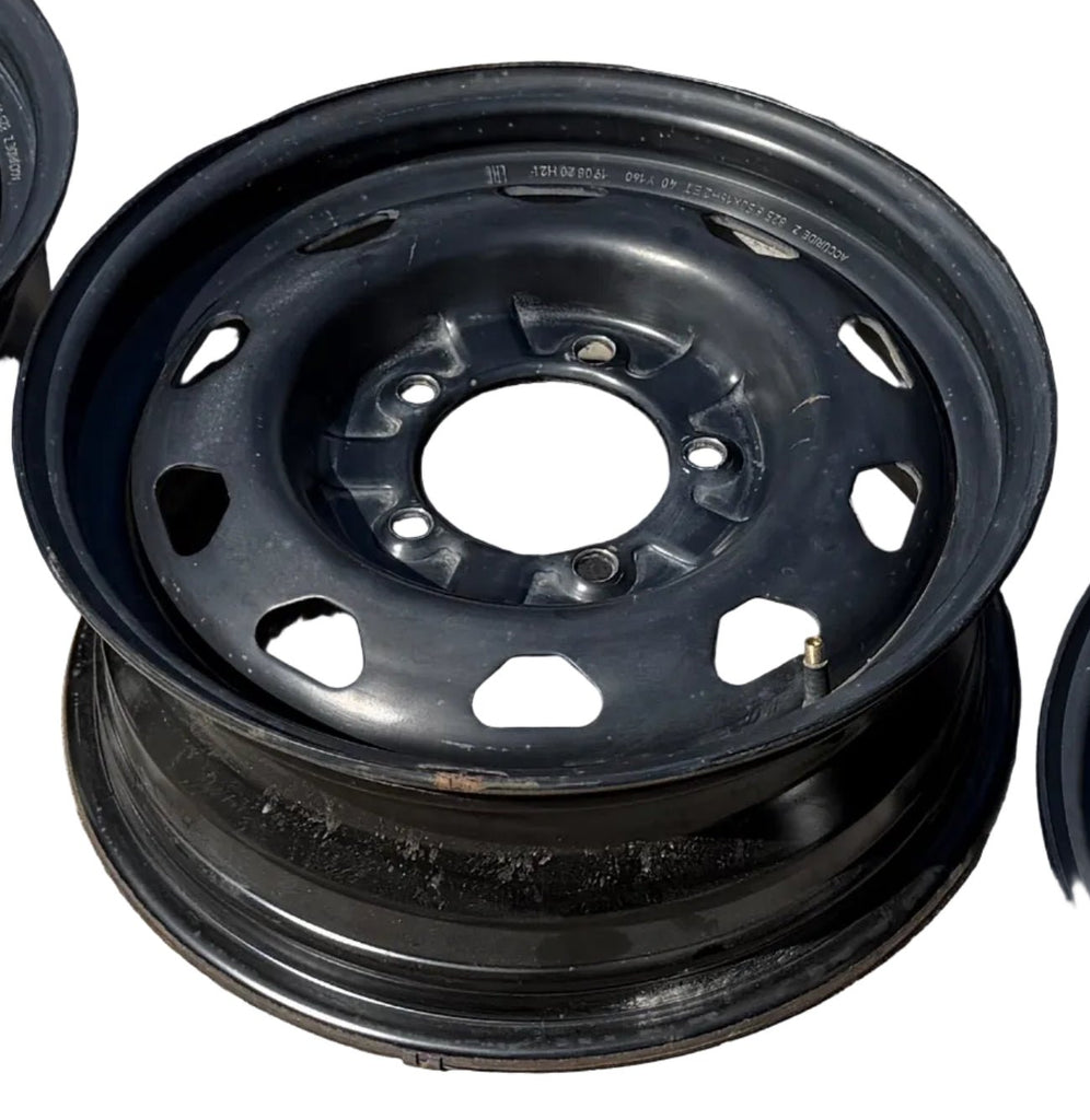 16 Inch Black Rim set (5 pieces) – Bukhanka (Classic 2.4L & 2.9L, Modern 2.7L), Hunter & 469 – OEM 3160-3101015 USED - Axles, cardan & suspension - UAZ spare parts
