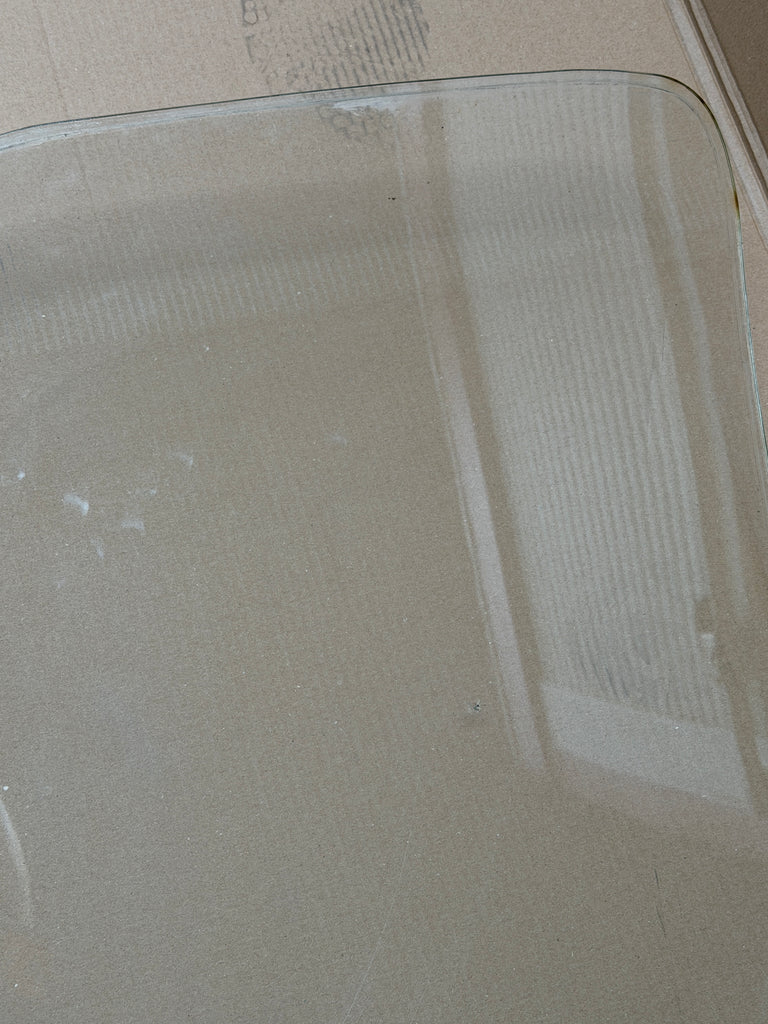Front Windshield Glass with Rubber Seal – Bukhanka (Classic 2.4L & 2.9L, Modern 2.7L) – OEM 452-5206010 USED - Interior - UAZ spare parts