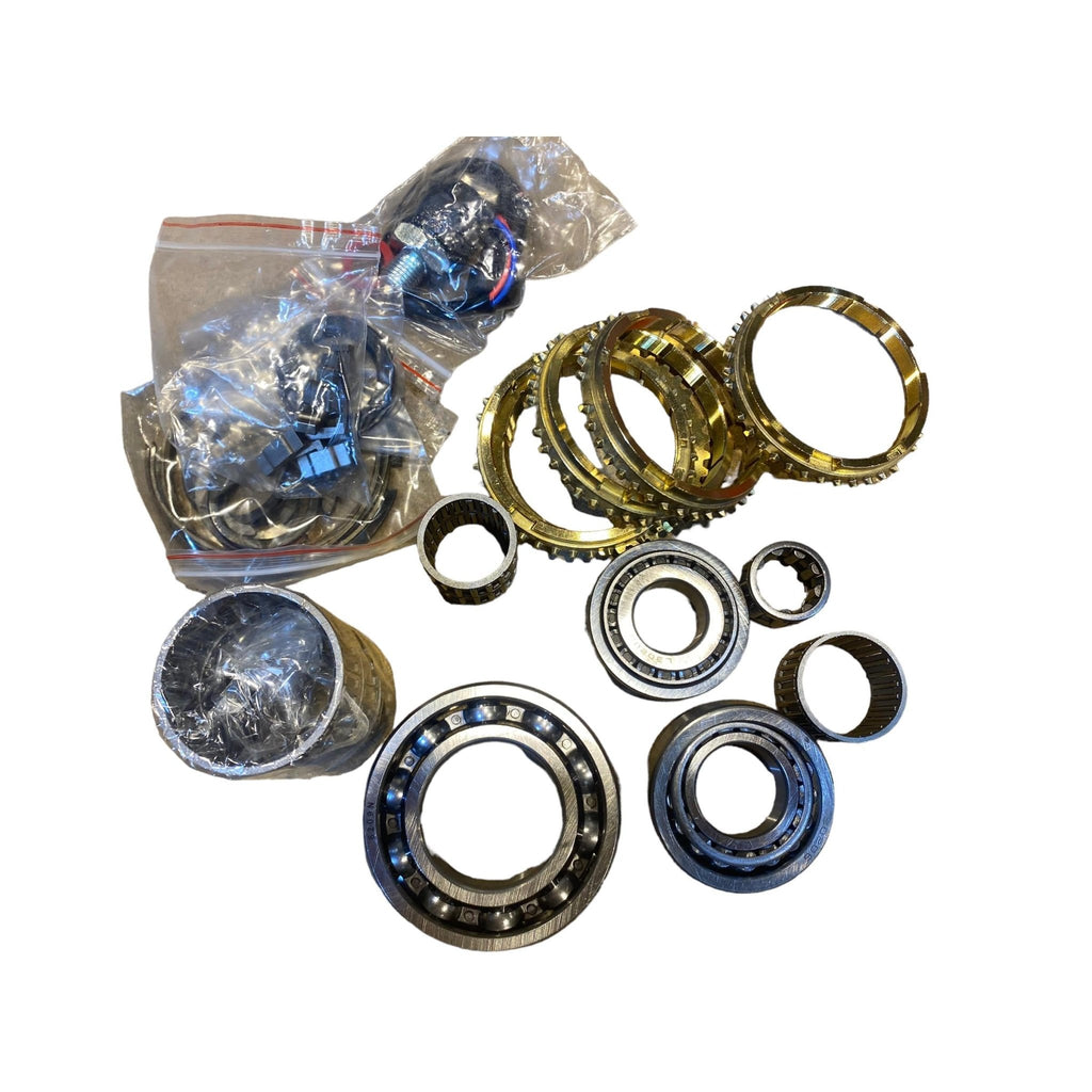 5 - Speed Gearbox Overhaul Kit – Bukhanka Modern (2.7L), Hunter & 469 (2.7L) – OEM 420 - 3181 - 1700010 – UAZPARTS.COM UAZ onderdeel – OEM 420 - 3181 - 1700010