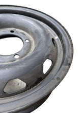 Load image into Gallery viewer, 16" terasvelg must, MATTI, KASUTATUD – Buhhanka (klassikaline ja moodne), Hunter ja 469 – OEM 316220-3101015-07-BLMATT