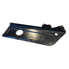 Kép betöltése a Galéria nézegetőbe, Cabin Engine Cover Left Next to Hood – Bukhanka (Classic &amp; Modern) – OEM 451D-8402300-01 - Interior - UAZ spare parts