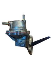 Încarcă imaginea în vizualizatorul Galerie, Pompă de combustibil clasică – Bukhanka clasică (2,4L carburator) motor UAZ/ZMZ – OEM 451-1106010 conexiune dublă thule