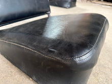 Lataa kuva Galleria-katseluun, Klassieke stoel UAZ - OEM 451-6800010 - - UAZ spare parts