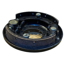 Заредете изображението в галерията, Handbrake with Pistons and Shoes – Bukhanka (Classic &amp; Modern) &amp; Hunter/469 – OEM 42000.3741-00-3507010-00 - Brake system - UAZ spare parts