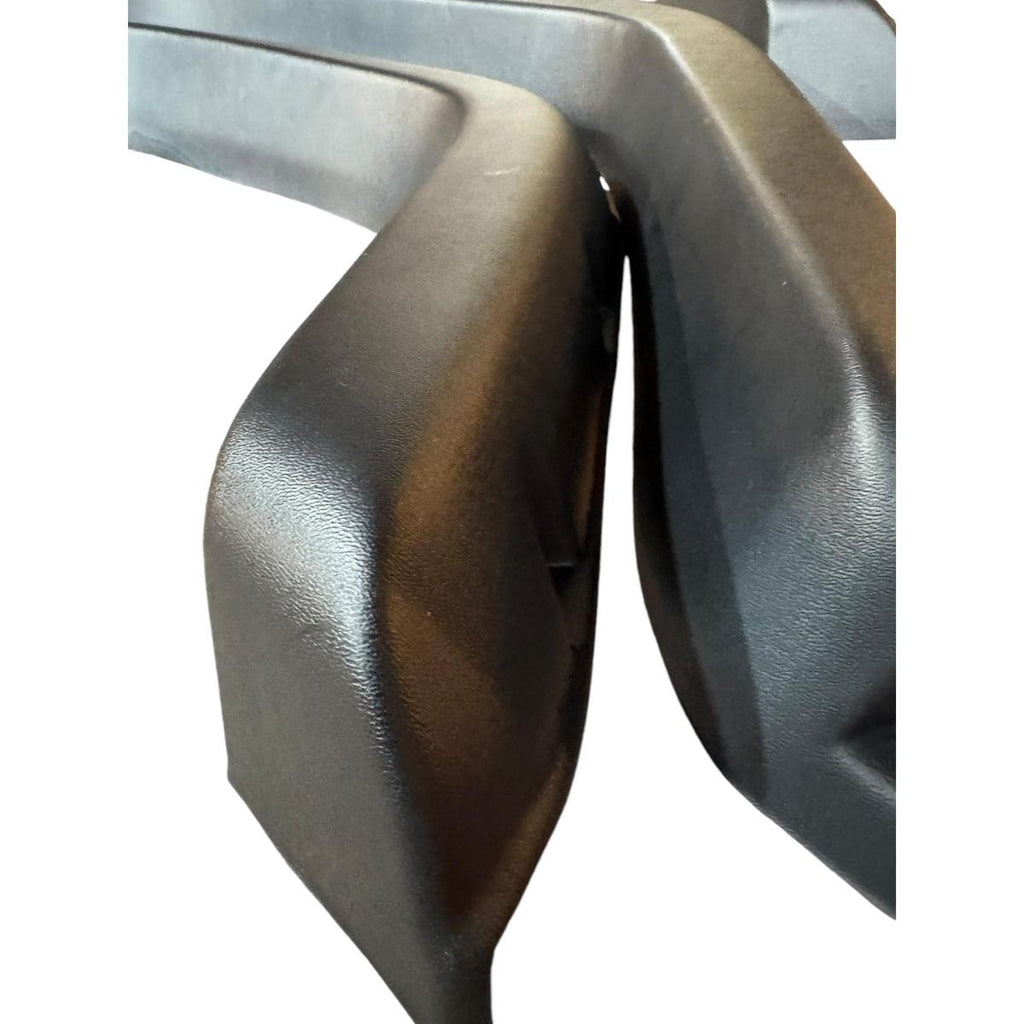 Hard Fender Set (4 pcs) – Hunter & 469 Series – OEM 17998654 - Body and exterior - UAZ spare parts