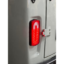 Načíst obrázek do prohlížeče Galerie, LED Tail light Universal – Hunter &amp; 469, Bukhanka – OEM 4573-001-87018980-2014 - - UAZ spare parts