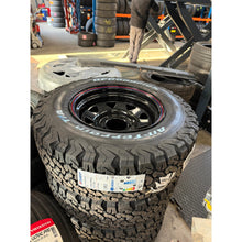 Заредете изображението в галерията, Offroad Rim 16" - Patriot, Profi, Hunter &amp; 469, Bukhanka - OEM 1670053910BL019 - - UAZ spare parts