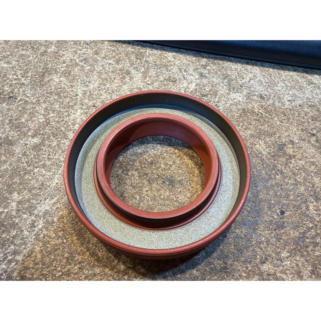 Rear Crankshaft Oil Seal 42x68x10/15.5 ZMZ417/451 - Hunter&469/Bukhanka Classic - OEM 20-1701210 / 374100170121003X - - UAZ spare parts