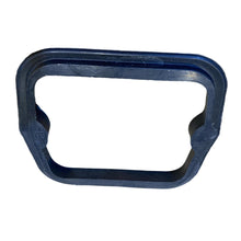 Kép betöltése a Galéria nézegetőbe, Reverse Light Rubber – Bukhanka (Classic &amp; Modern) – OEM 3741-3716336 - Lights - UAZ spare parts