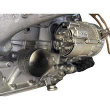 Load image into Gallery viewer, Revised 2.9L Carburetor Engine – Bukhanka Classic, Hunter &amp; 469 (2.9L) – OEM 421800 - Engine - UAZ spare parts