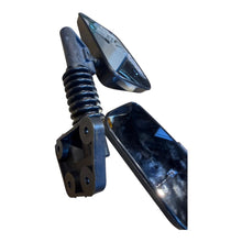 Заредете изображението в галерията, Side Mirrors Set L/R - Hunter &amp; 469 (2.7L) - OEM 3151-8201502/03 - - UAZ spare parts