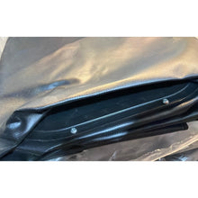 Заредете изображението в галерията, Tarpaulin Cover Black - Hunter &amp; 469 (2.4L &amp; 2.9L) - OEM OEMXXX-black - - UAZ spare parts