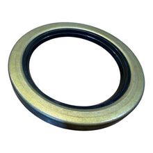 Laden Sie das Bild in den Galerie-Viewer, Wheel Hub Militairy axl Oil Seal 65x90x10 – Hunter &amp; 469 (2.4L, 2.7L, 2.9L), Bukhanka Classic &amp; Modern – OEM 3151-3103038-95 - Axles, cardan &amp; suspension - UAZ spare parts