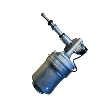 Încarcă imaginea în vizualizatorul Galerie, Windscreen Wiper Motor – Hunter &amp; 469 (2.7L) – OEM 469-56447 - Electrical and instruments - UAZ spare parts