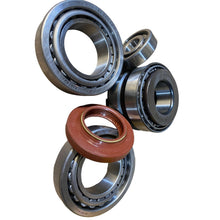 Carica l&#39;immagine nel visualizzatore di Gallery, Axle Bearing Set (Timken - Style Tapered Roller) – Bukhanka (Classic 2.4L &amp; 2.9L, Modern 2.7L), Hunter &amp; 469 (2.4L, 2.7L &amp; 2.9L) – OEM RG4522401801 – UAZPARTS.COM UAZ onderdeel – OEM RG4522401801