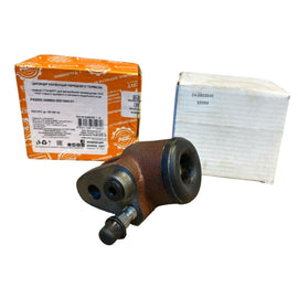 Brake Cylinder (Front, Single Side) – Bukhanka Classic (2.4L & 2.9L), Hunter & 469 – OEM 469 - 3501040 – UAZPARTS.COM UAZ onderdeel – OEM 469 - 3501040