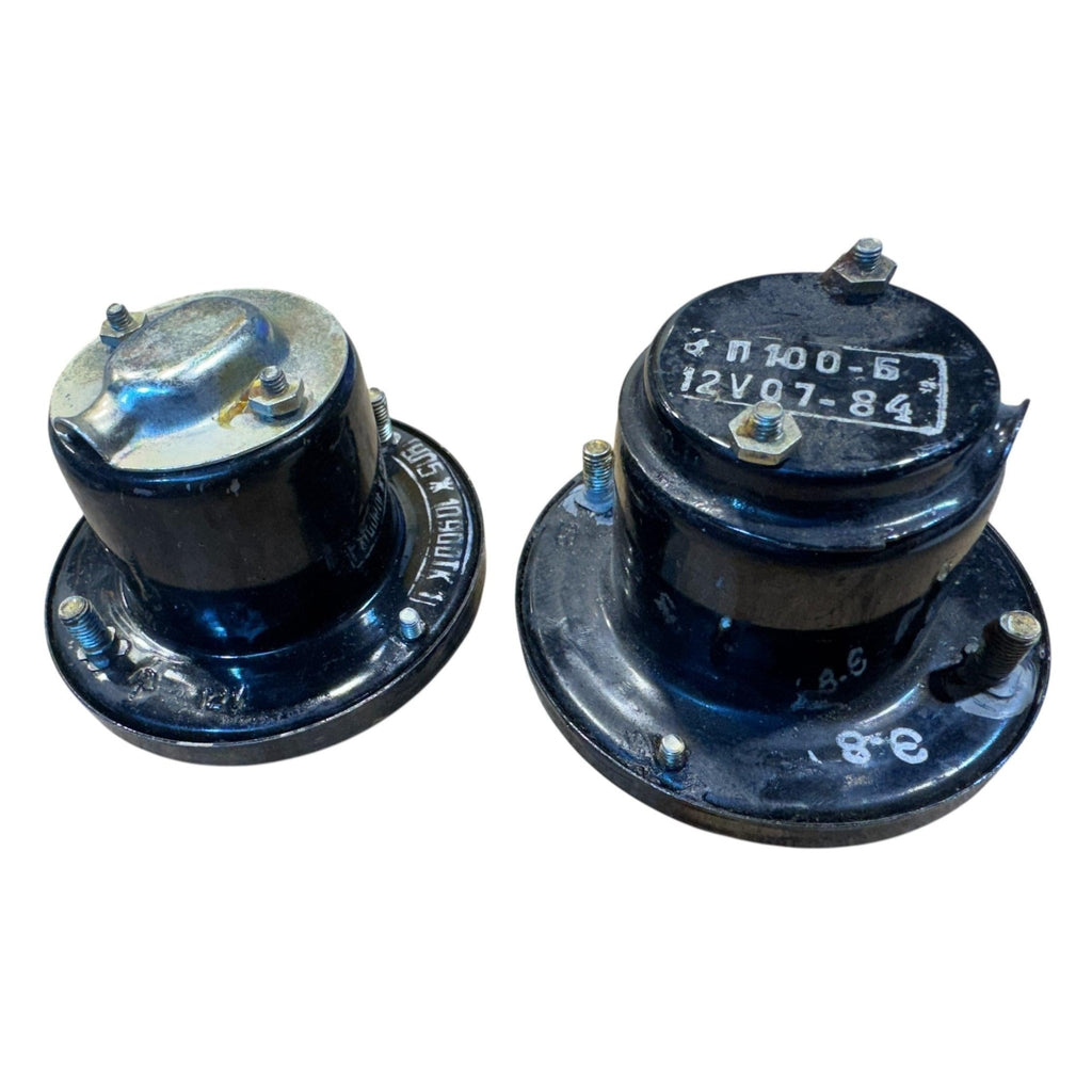 Classic Taillight Set – Bukhanka Classic (2.4L & 2.9L) – OEM 3815 – GAZ / UAZ UAZ onderdeel – OEM 3815