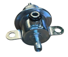 Load image into Gallery viewer, Fuel Line Pressure Relief Valve – Bukhanka Modern (2.7L), Hunter &amp; 469 (2.7L), Patriot, Profi – OEM 406 - 1160000 - 01 – UAZPARTS.COM UAZ onderdeel – OEM 406 - 1160000 - 01