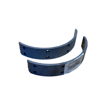 Load image into Gallery viewer, Handbrake Lining Set (2 pcs) – Bukhanka (Classic + Modern), Hunter &amp; 469 – OEM 42000.3741 - 00 - 3507010 - 20 – UAZPARTS.COM UAZ onderdeel – OEM 42000.3741 - 00 - 3507010 - 20