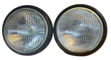 Ielādēt attēlu galerijas skatītājā, Headlight Assembly Set (2 pcs) - GAZ 69 Series – UAZPARTS.COM UAZ PART – OEM 