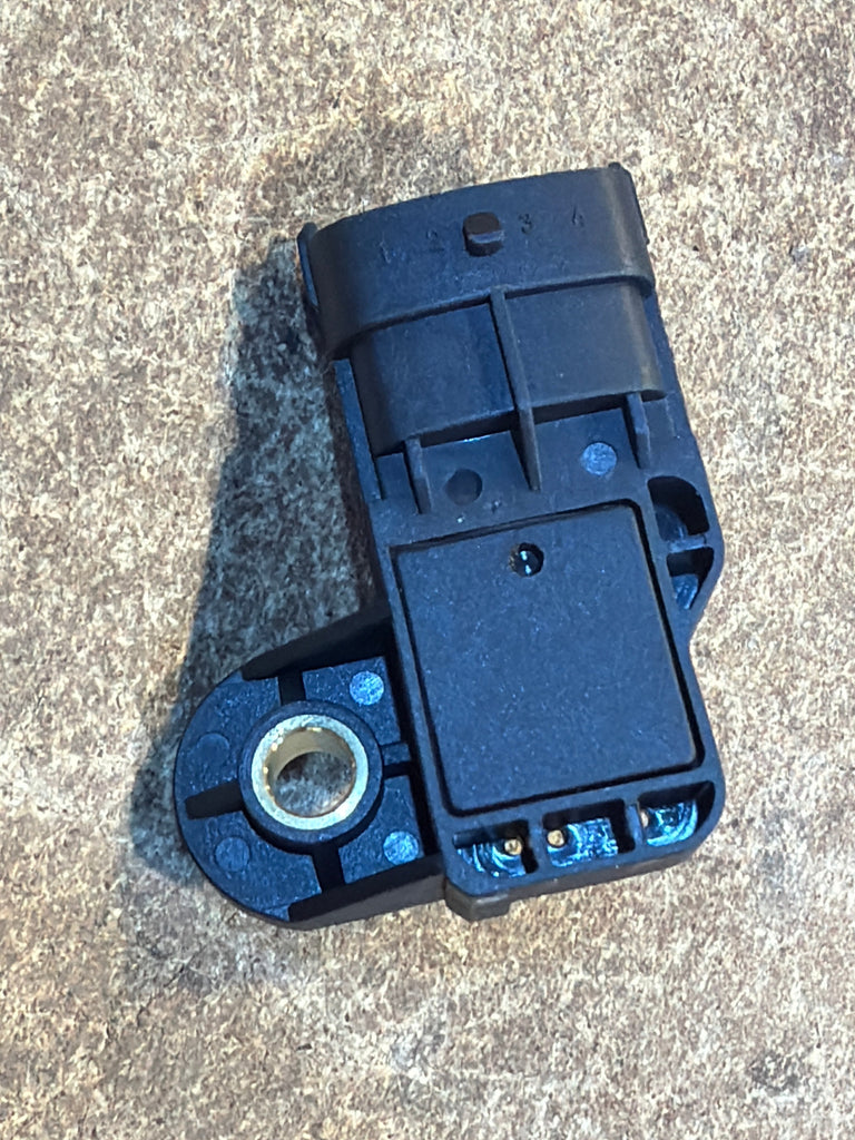 MAP Sensor Euro 4+ – Bukhanka Modern (2.7L Injection), Hunter & 469 (2.7L), Patriot, Profi – OEM 040905382901000 – UAZPARTS.COM UAZ PART – OEM 040905382901000