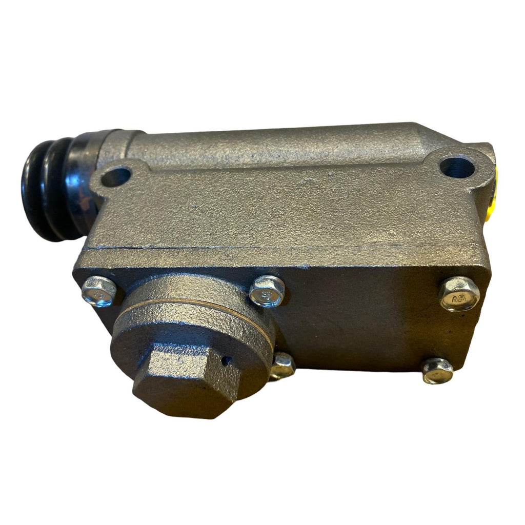 Master Brake Cylinder – Bukhanka Classic (2.4L & 2.9L), Hunter & 469 – OEM 12 - 3505010 – UAZPARTS.COM UAZ onderdeel – OEM 12 - 3505010