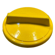 Load image into Gallery viewer, Oil Filler Cap – Bukhanka Modern (2.7L), Hunter &amp; 469 (2.7L), Patriot &amp; Profi – OEM 928375723891 – UAZPARTS.COM UAZ onderdeel – OEM 928375723891