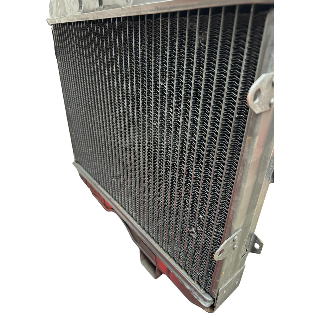 Radiator (Used, Repaired, Pressure Tested) – Bukhanka Classic (2.4L & 2.9L) & Hunter & 469 (2.4L) – OEM 469 - 1304009 – UAZPARTS.COM UAZ onderdeel – OEM 469 - 1304009 USED
