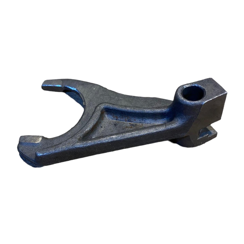 Shift Fork Transfer Case – Bukhanka (Classic 2.4L & 2.9L, Modern 2.7L), Hunter & 469 (2.4L, 2.7L, 2.9L) – OEM 390900 - 1803020 – UAZPARTS.COM UAZ onderdeel – OEM 390900 - 1803020