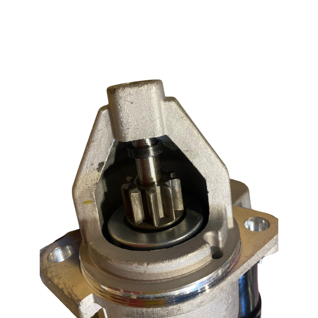 Starter Motor – Bukhanka Classic (2.4L & 2.9L), Hunter & 469 (2.4L & 2.9L) – OEM 31512 - 3708001 - 20 – UAZPARTS.COM UAZ onderdeel – OEM 31512 - 3708001 - 20