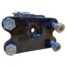 Laden Sie das Bild in den Galerie-Viewer, Tow Hitch – Bukhanka (Classic &amp; Modern) &amp; Hunter &amp; 469 – OEM 568835035 – UAZPARTS.COM UAZ onderdeel – OEM 568835035