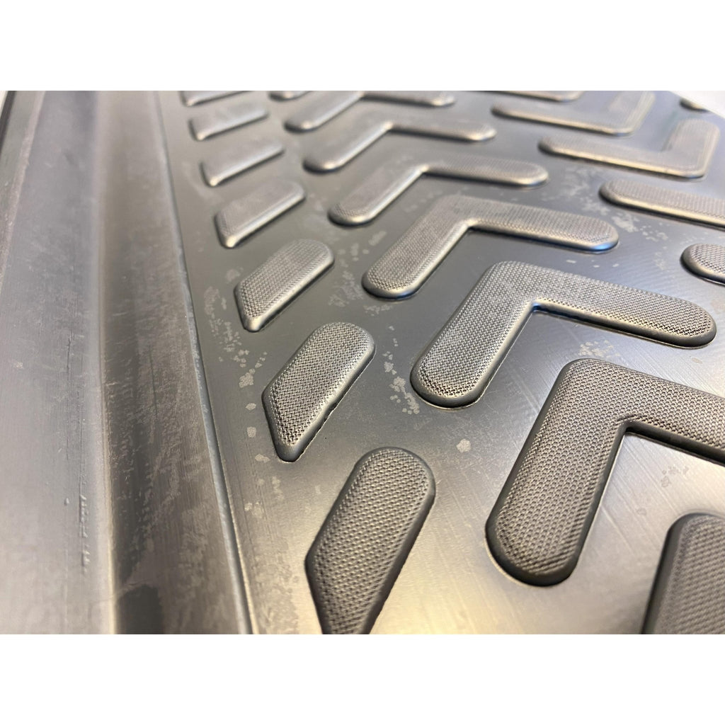 Trunk Floor Mat – Patriot – OEM 316300472800200 – UAZPARTS.COM UAZ onderdeel – OEM 316300472800200