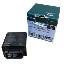 Load image into Gallery viewer, Turn Signal Relay – Bukhanka (Classic &amp; Modern), Hunter &amp; 469 – OEM 315195 - 3747060 - 00 / 2105 - 3747010 - OTK – UAZPARTS.COM UAZ onderdeel – OEM 315195 - 3747060 - 00 / 2105 - 3747010 - OTK