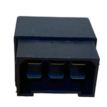 Load image into Gallery viewer, Windscreen Wiper Relay – Bukhanka (Classic &amp; Modern), Hunter &amp; 469 – OEM 528.3747 - 01 – UAZPARTS.COM UAZ onderdeel – OEM 528.3747 - 01
